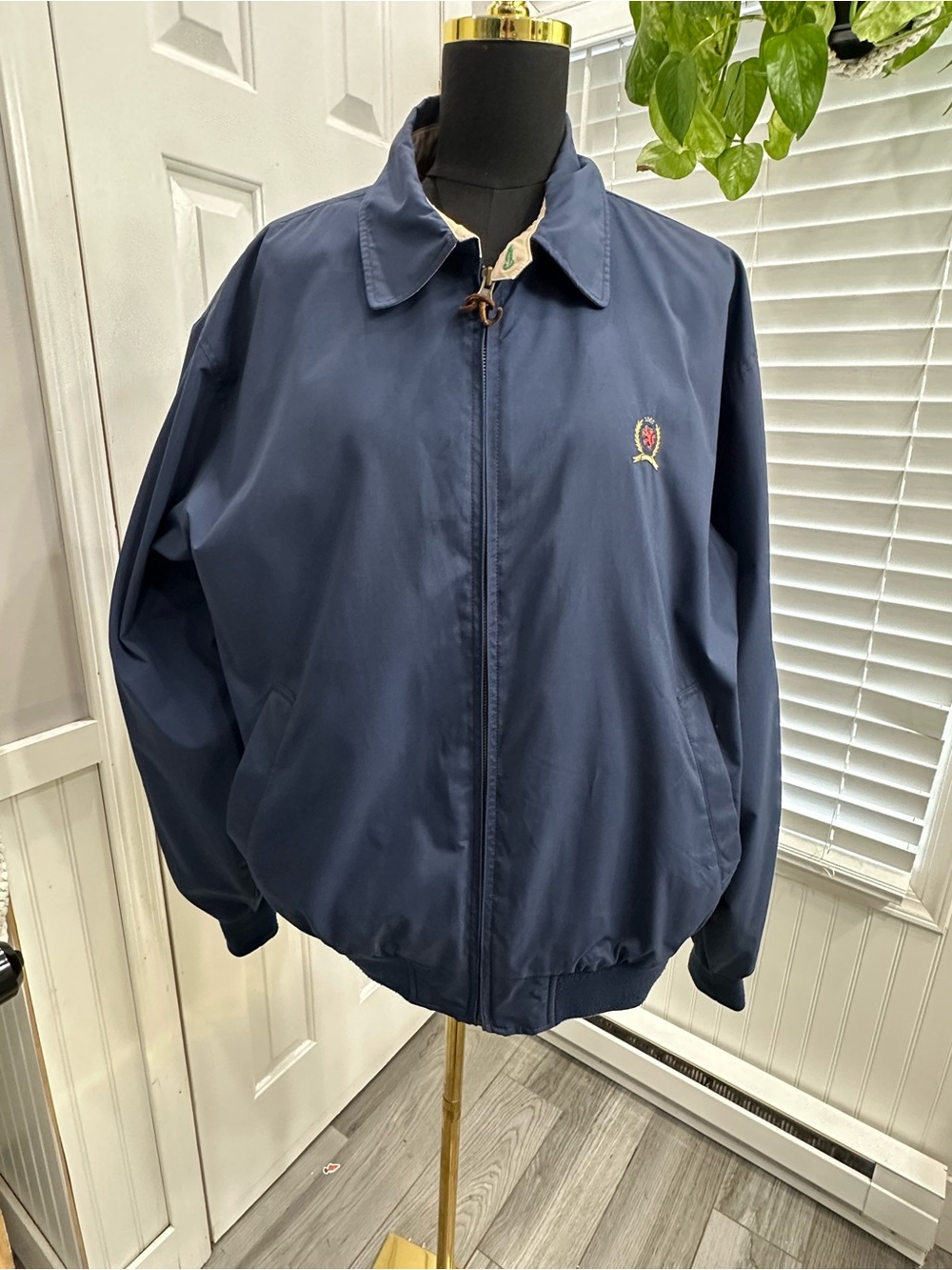 vintage 1990s Tommy Hilfiger Harrington-style golf bomber jacket